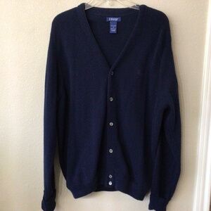 Men’s Izod acrylic button-down navy blue cardigan. Size medium